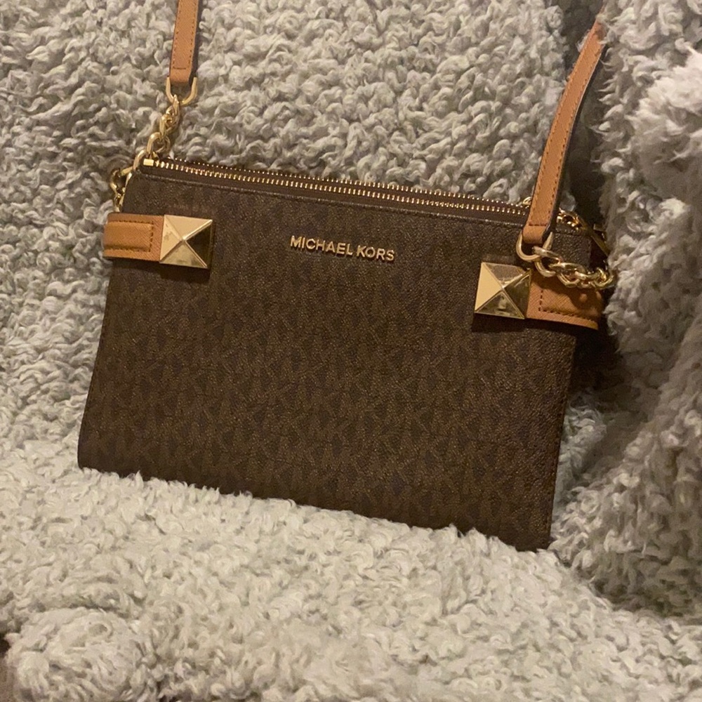 Michael Kors Logo Crossbody Purse